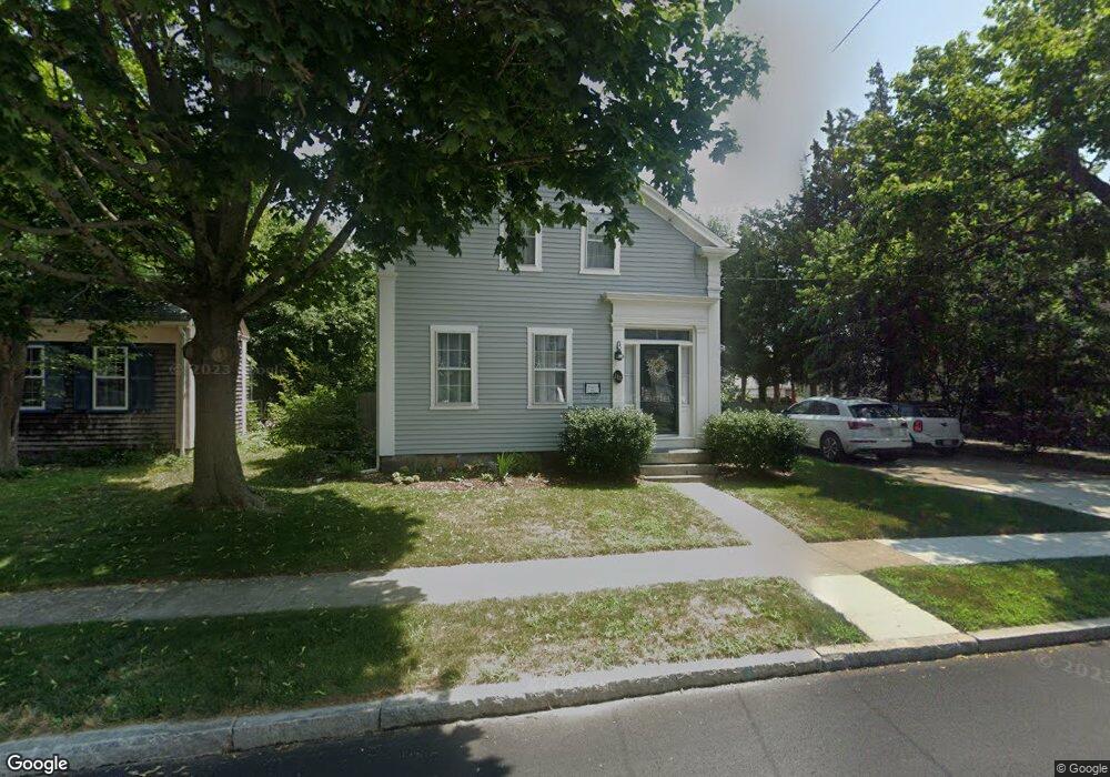 113 Pleasant St, Fairhaven, MA 02719 - photo 1