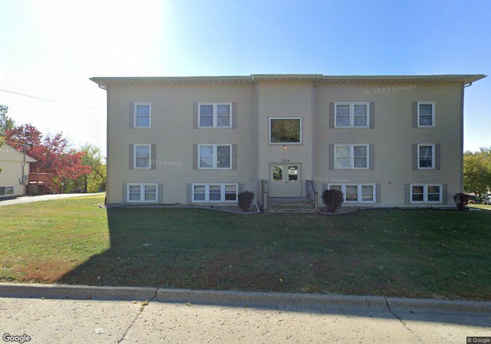 1715 S 4th Ave E, Newton, IA 50208 - photo 1