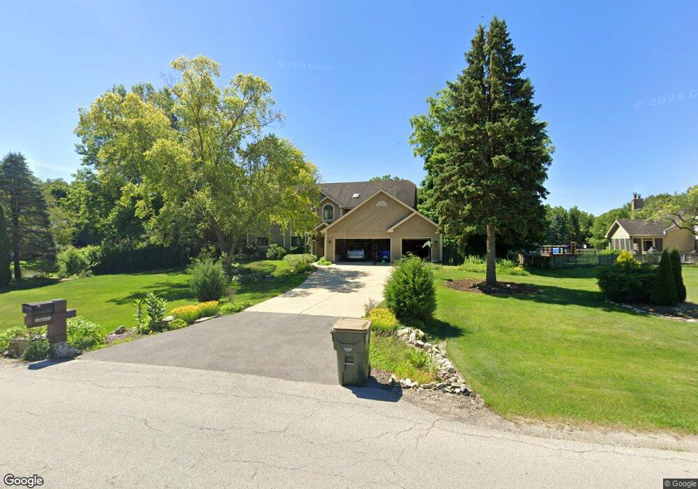 28W641 Leverenz Rd, Naperville, IL 60564 - photo 1