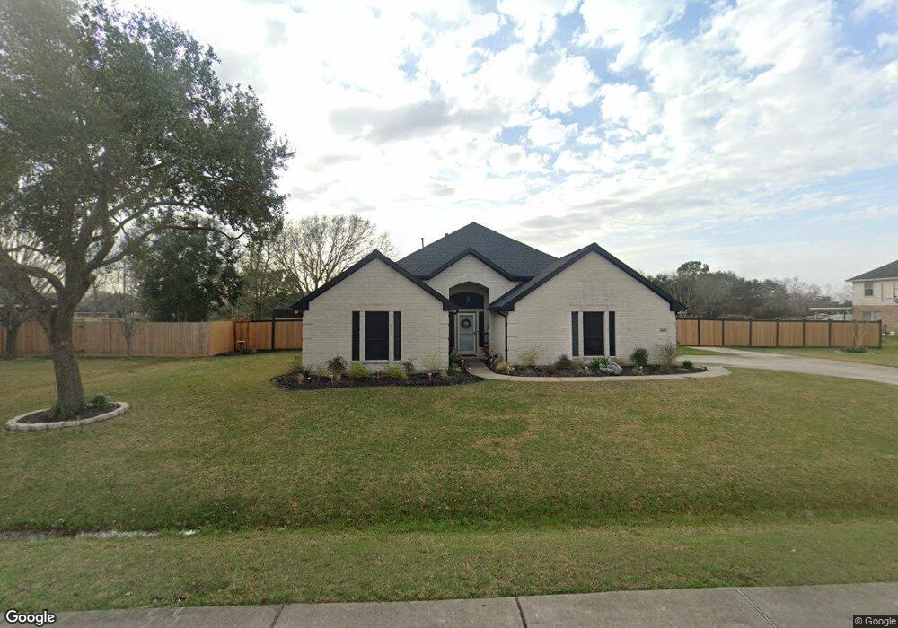 4062 Wildflower Ln, Alvin, TX 77511 - photo 1