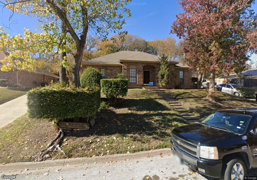 237 Bradford Dr, Hurst, TX 76053 - photo 1