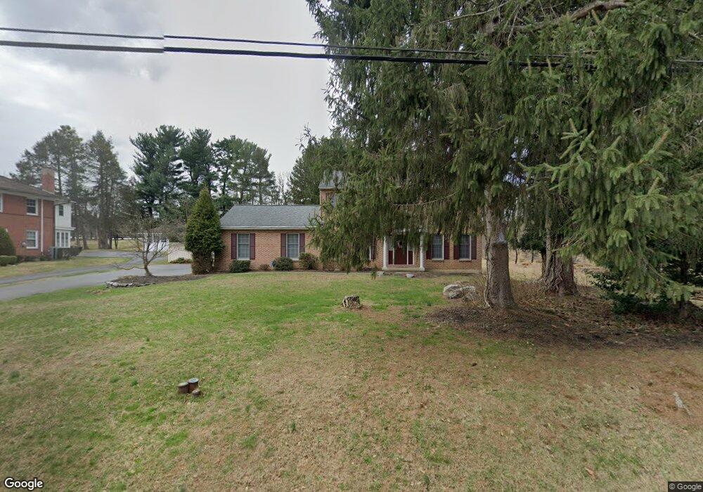 3002 Leiszs Bridge Rd, Reading, PA 19605 - photo 1