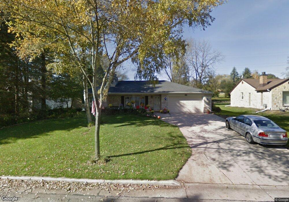 1805 N 119th St, Milwaukee, WI 53226 - photo 1