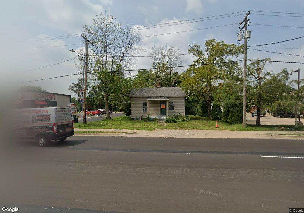 2117 S Center St, Maryville, IL 62062 - photo 1