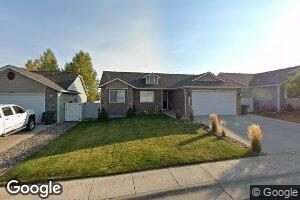 1208 Dillon Ct, Gillette, WY 82718