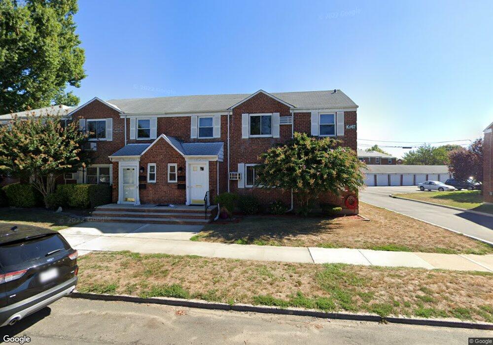 7331 Little Neck Pkwy, Glen Oaks, NY 11004 - photo 1