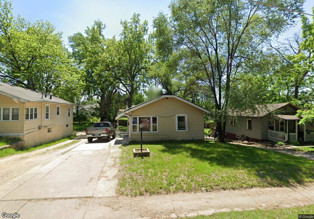 3109 E Washington Ave, Des Moines, IA 50317 - photo 1
