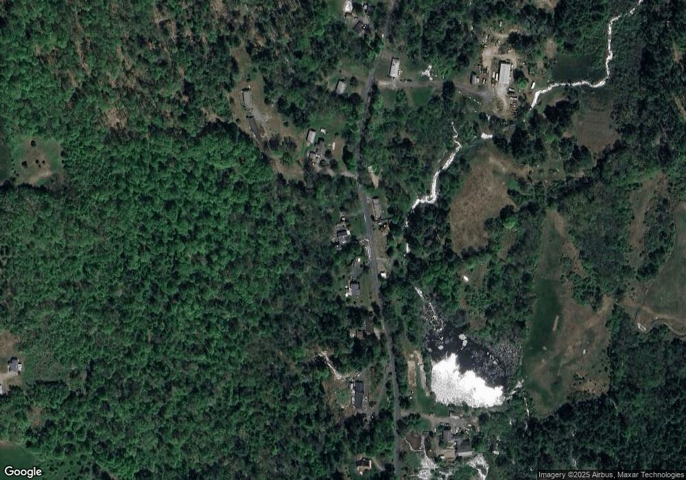 56 Greenwich Plns Rd, Ware, MA 01082 - photo 1