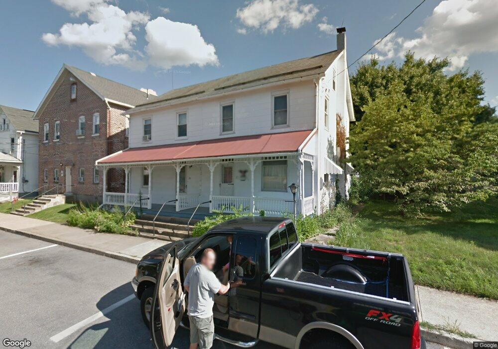 26 W 2nd St, Alburtis, PA 18011 - photo 1