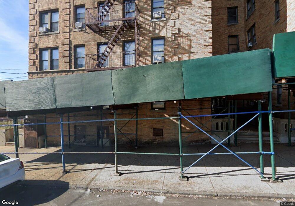 9 Glover Ave unit 2G, Yonkers, NY 10704 - photo 1