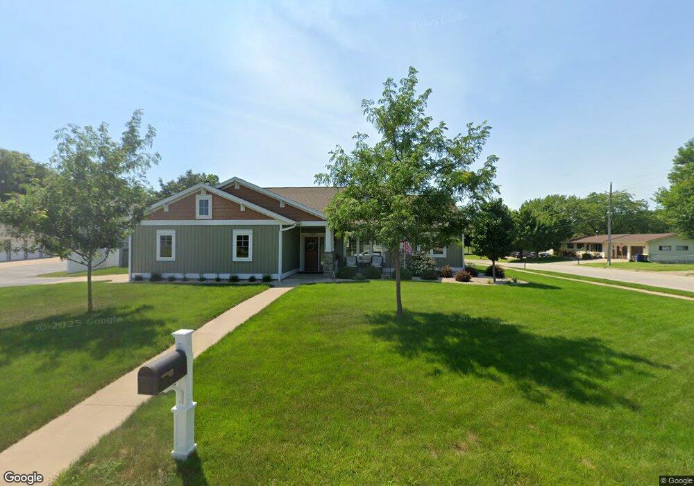 1108 Spruce Dr, La Crescent, MN 55947 - photo 1