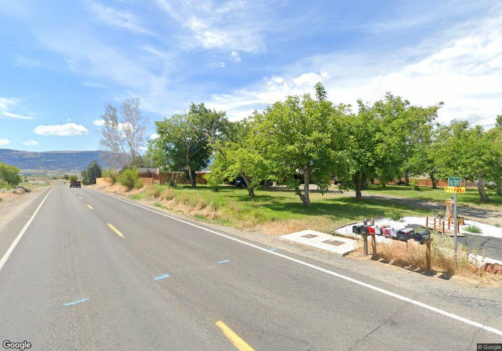 3290 1st St SE, East Wenatchee, WA 98802 - photo 1