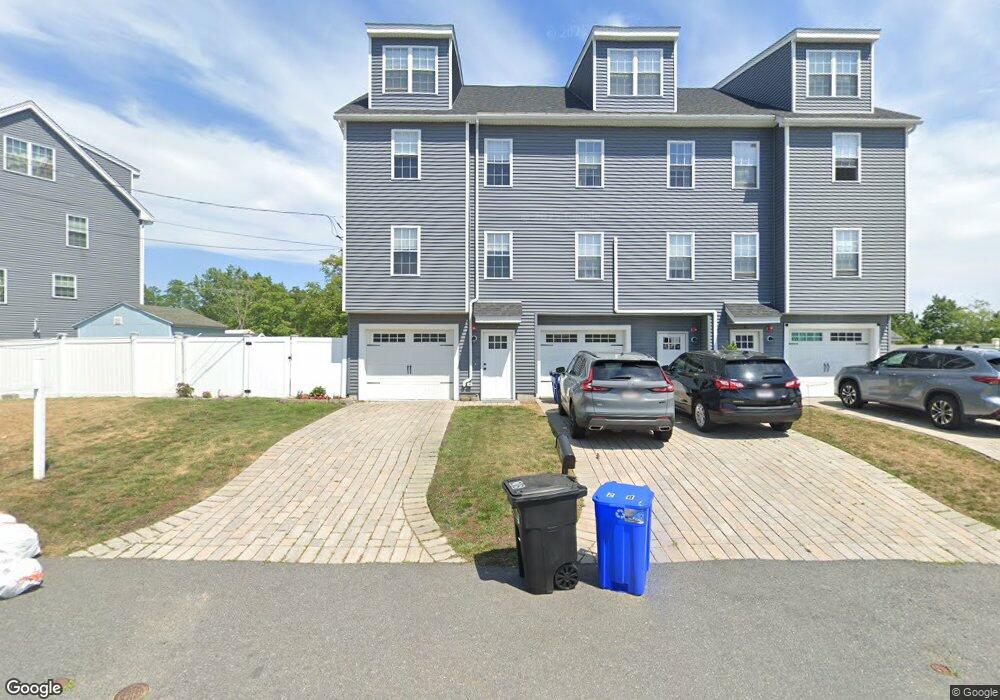 2 Winston St unit 1, Saugus, MA 01906 - photo 1