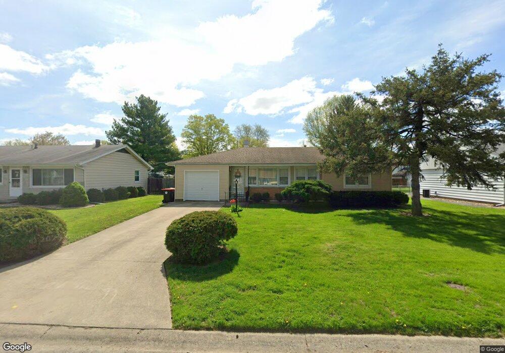 1420 Rutledge Dr, Lincoln, IL 62656 - photo 1