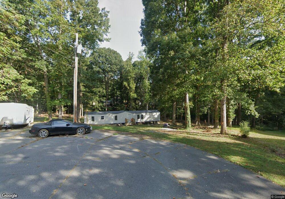 122 Sylvan Dr, Statesville, NC 28677 - photo 1