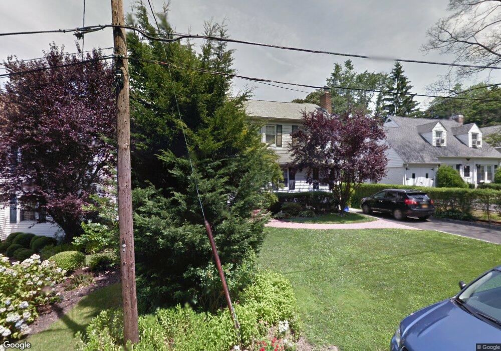 18 Waverly St, Glen Head, NY 11545 - photo 1