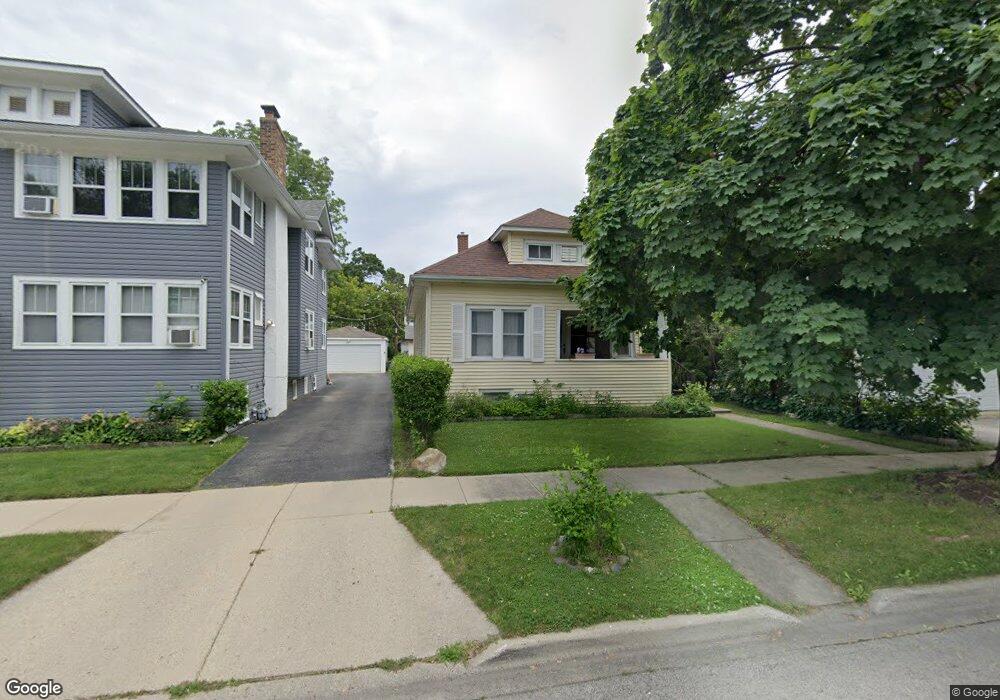 1011 N Ash St, Waukegan, IL 60085 - photo 1