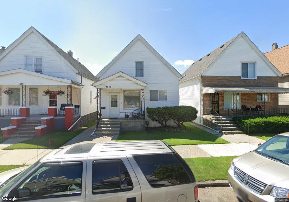 2222 Evaline St, HamtraMcK, MI 48212 - photo 1