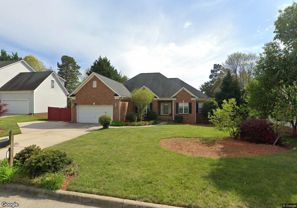 3616 Oak Chase Dr, High Point, NC 27265 - photo 1