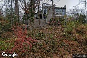 6412 79th St, Cabin John, MD 20818