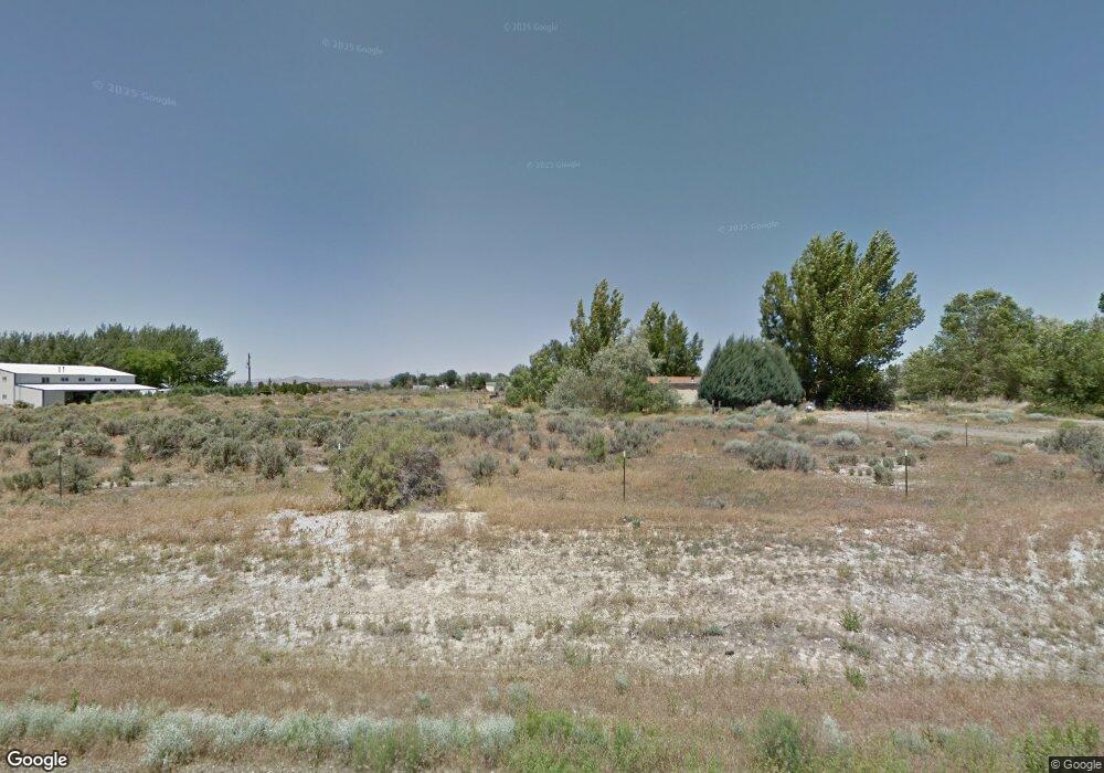 4915 Piper Dr, Winnemucca, NV 89445 - photo 1