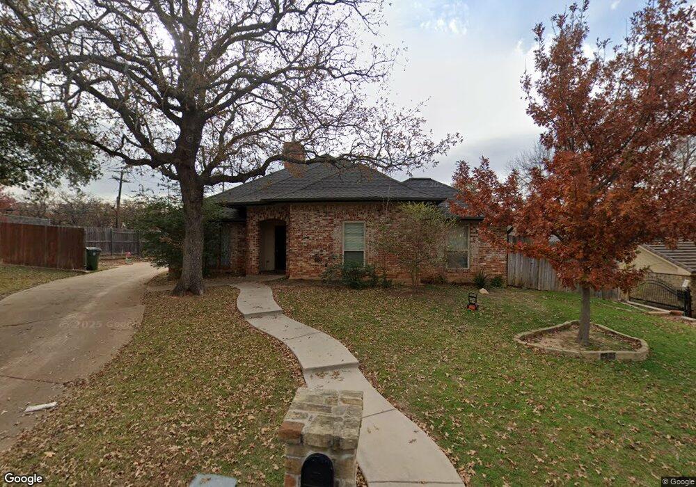 401 Cumberland Dr, Hurst, TX 76054 - photo 1
