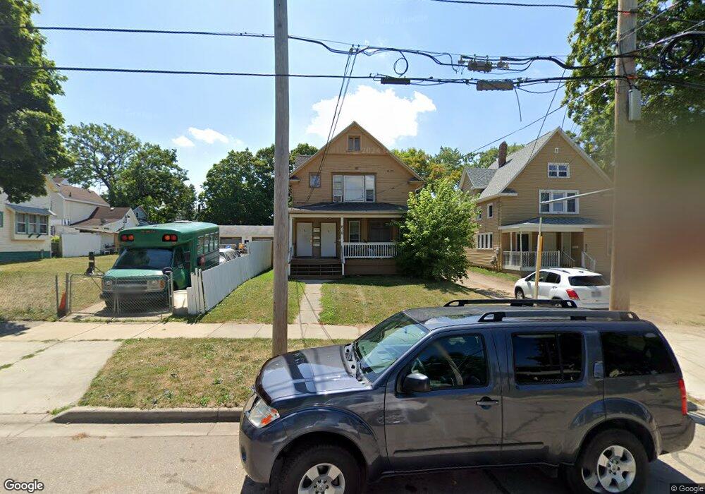 818 Vine St unit 4, Lansing, MI 48912 - photo 1