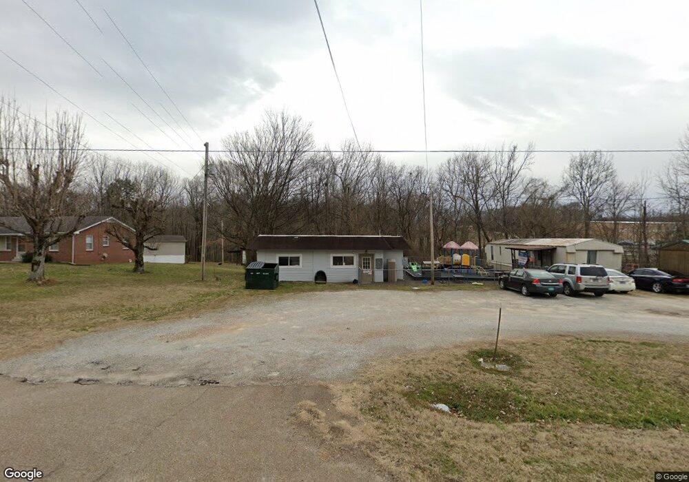 2465 Squirrel Hollow Dr, Linden, TN 37096 - photo 1