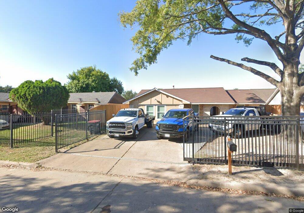 910 Cherry Spring Dr, Houston, TX 77038 - photo 1