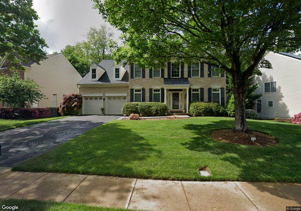 9008 Weatherly Way, Lorton, VA 22079 - photo 1