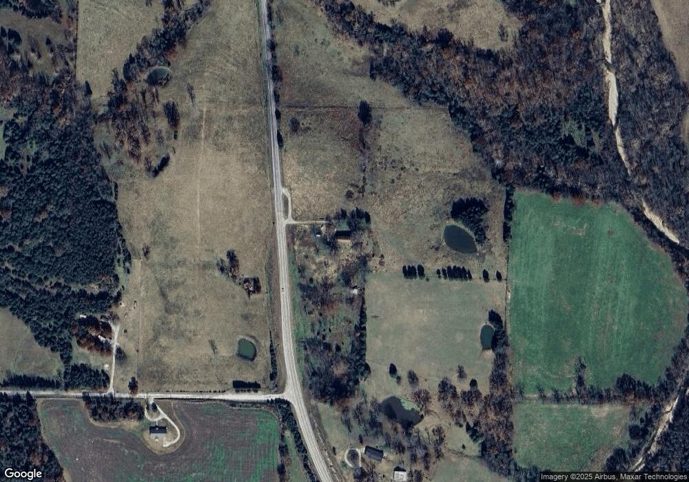 10520 State Highway 39, Aurora, MO 65605 - photo 1