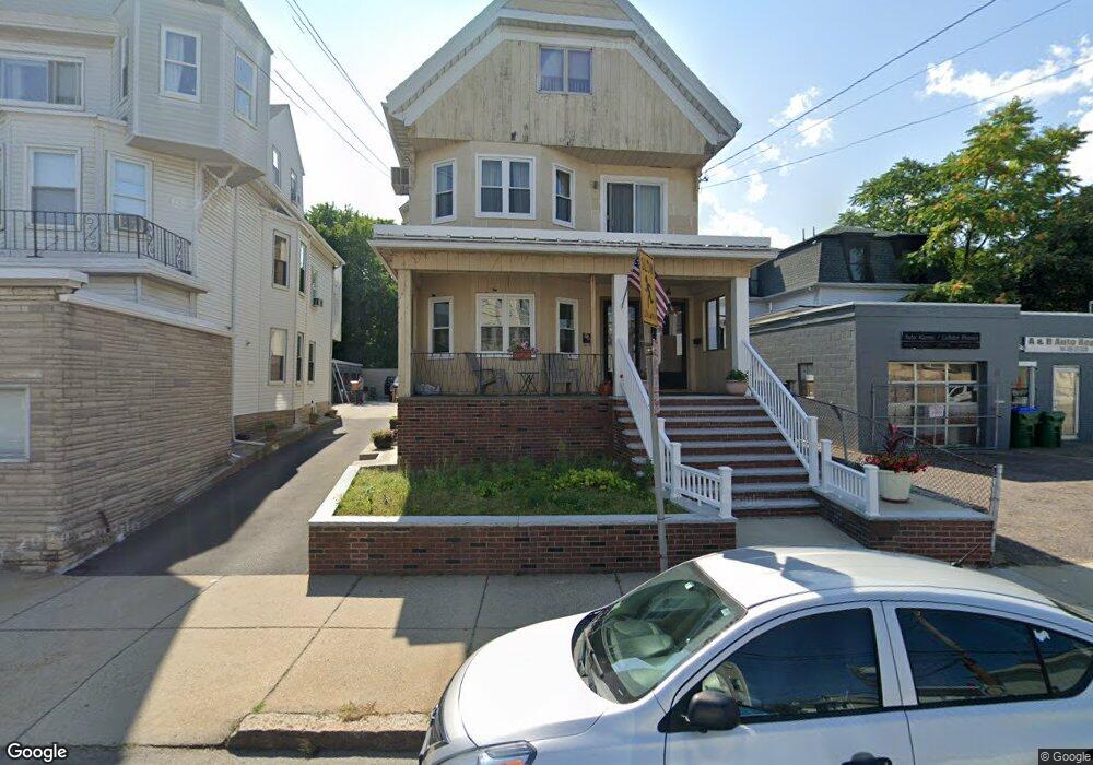 427 Main St unit 1, Medford, MA 02155 - photo 1