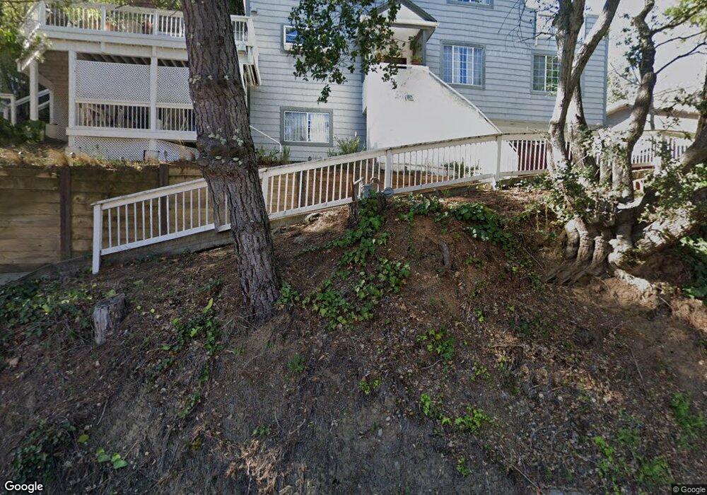 6975 Charing Cross Rd, Berkeley, CA 94705 - photo 1