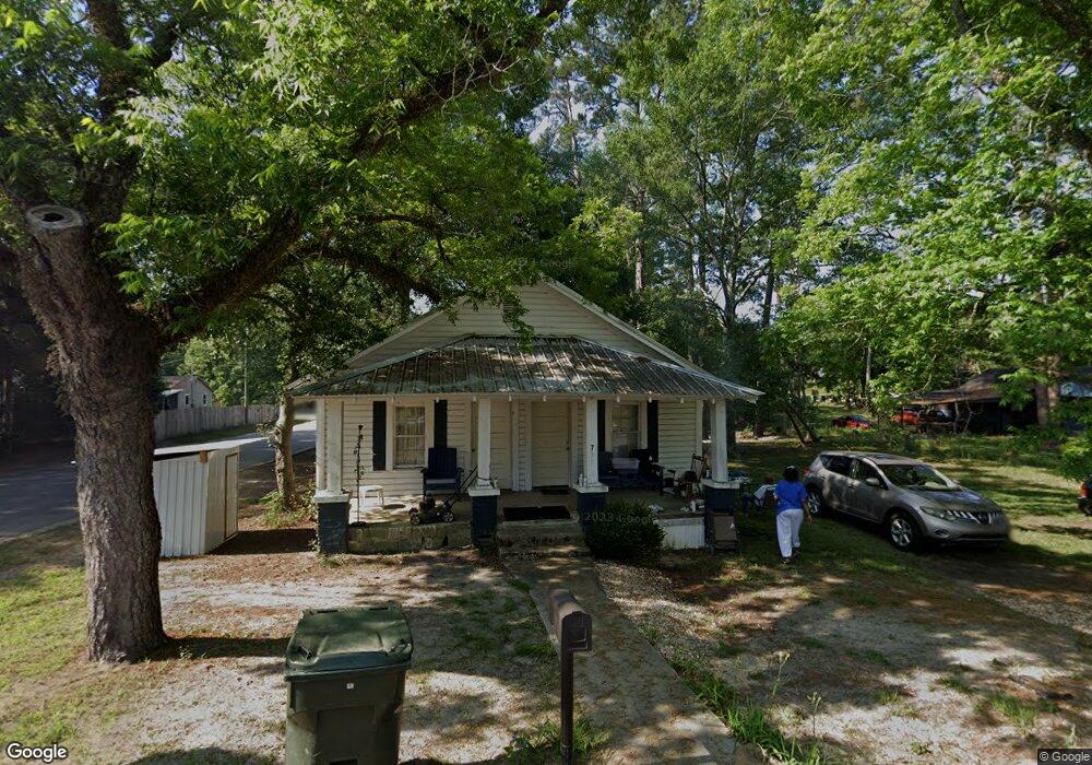 722 7th Ave SE, Moultrie, GA 31768 - photo 1