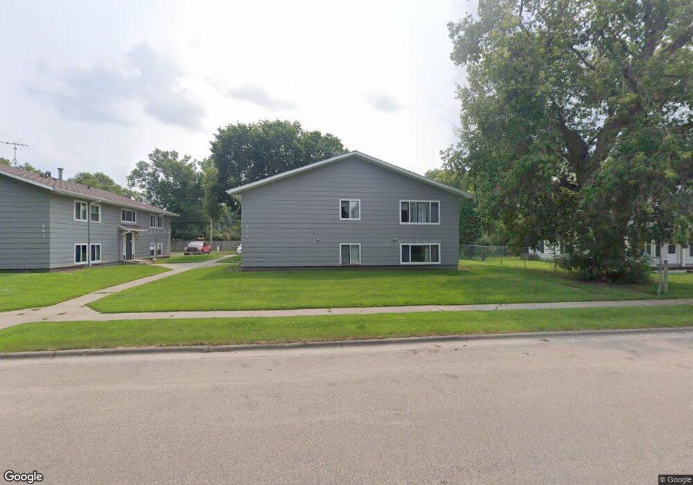 613 2nd St SW unit 202, Jamestown, ND 58401 - photo 1