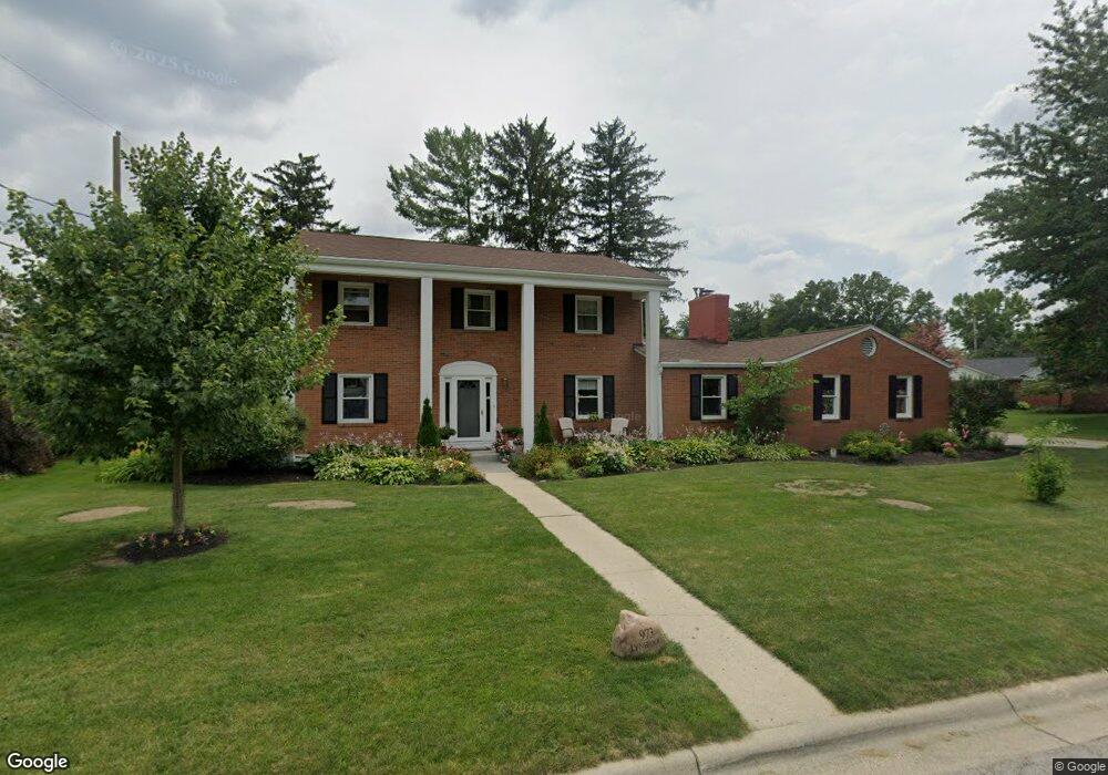 973 Lynbrook Rd, Columbus, OH 43235 - photo 1