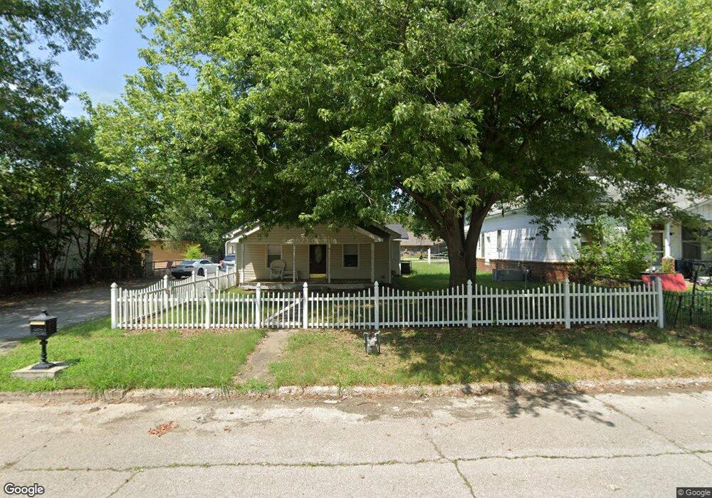 219 S Normal Ave, Claremore, OK 74017 - photo 1