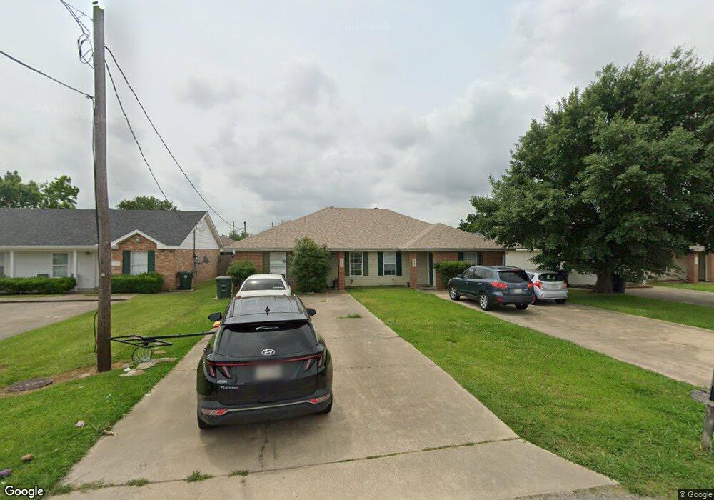 1737 N Tallowood Dr, Lake Charles, LA 70605 - photo 1