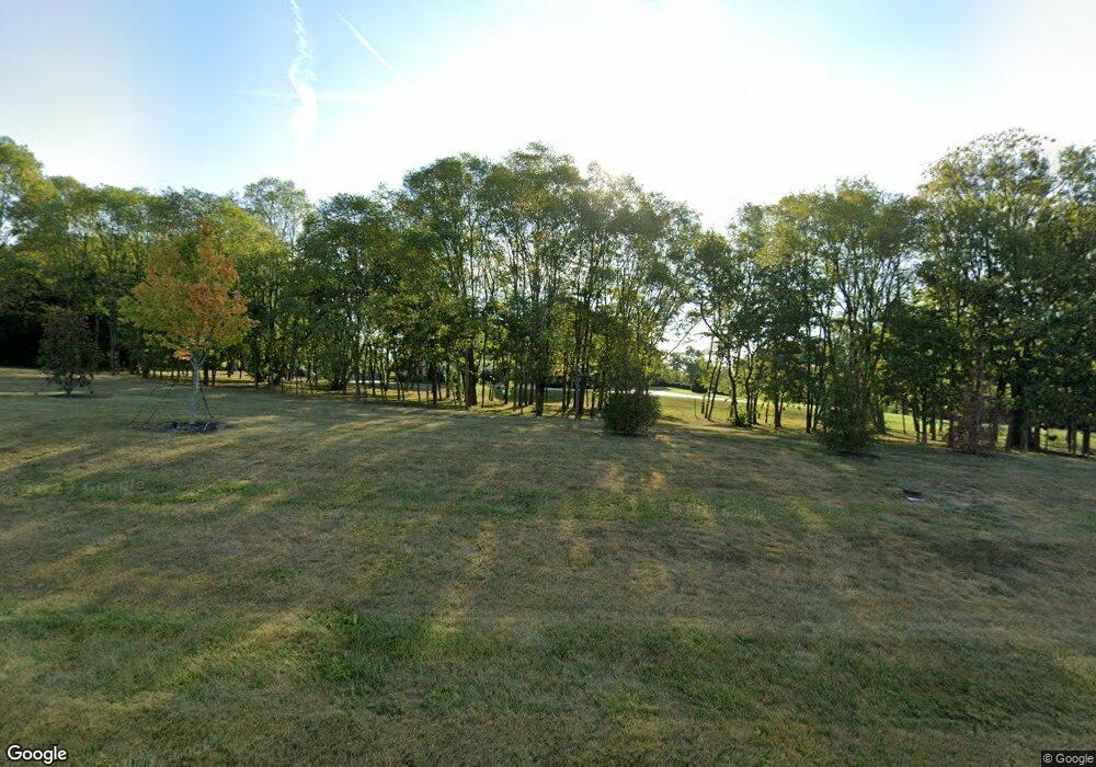 200 Cave Run Cir, Versailles, KY 40383 - photo 1