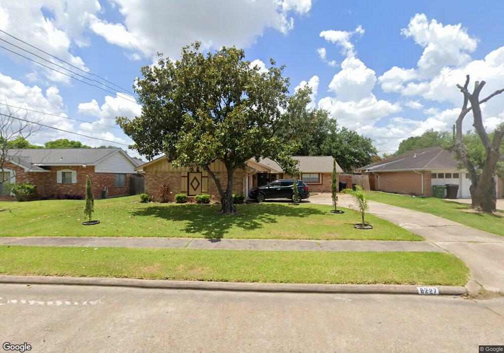 8227 Springtime Ln, Houston, TX 77075 - photo 1
