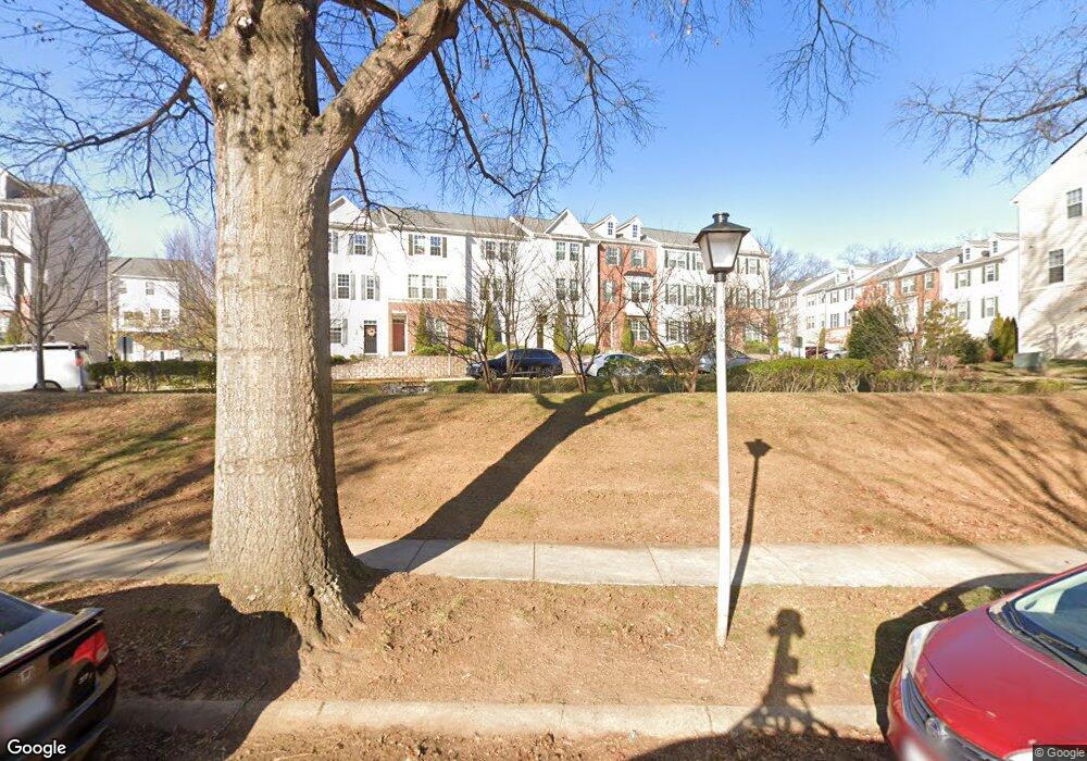 12724 Longford Glen Dr, Germantown, MD 20874 - photo 1