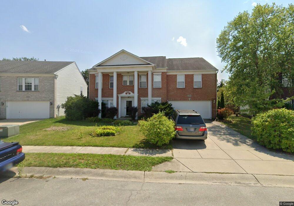 13824 Meadow Lake Dr, Fishers, IN 46038 - photo 1