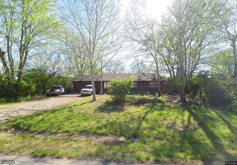 1838 SW Broadview Dr, Topeka, KS 66615 - photo 1
