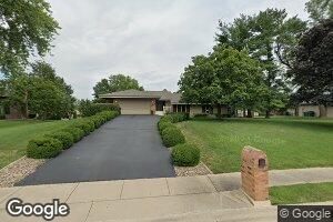20 Hickory Point Ct, Forsyth, IL 62535