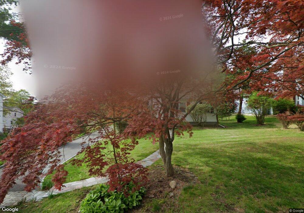 589 Madison Ct, Yorktown Heights, NY 10598 - photo 1