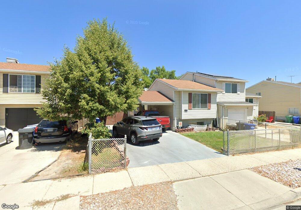 1466 W Twin Oaks Dr, West Jordan, UT 84088 - photo 1