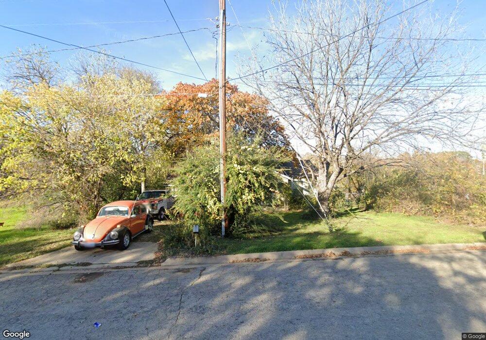 1202 Lindsey St, Denton, TX 76205 - photo 1