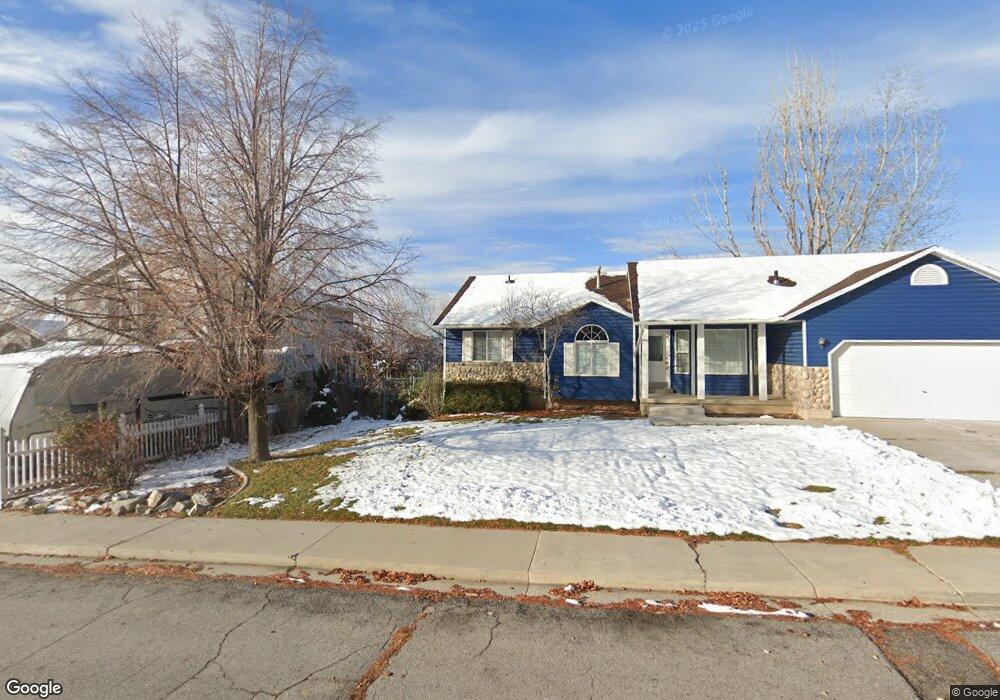 965 E Grove Dr, Pleasant Grove, UT 84062 - photo 1