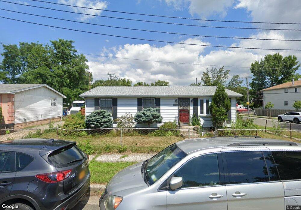 15329 111th Rd, Jamaica, NY 11433 - photo 1