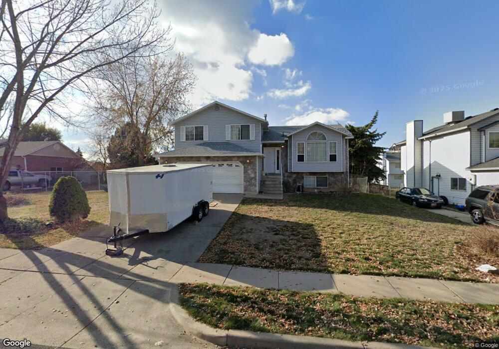 2143 N 1600 E, Layton, UT 84040 - photo 1